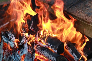 kömür ve yangın alev