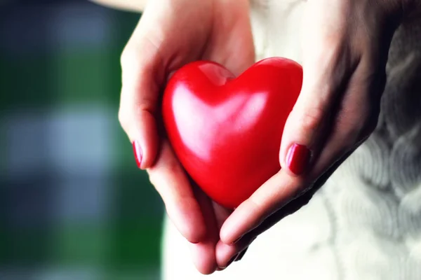 Hand valentine heart woolen — Stock Photo, Image