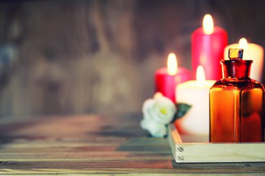 Spa mum şişe mendil