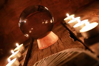 Kehanet tarot kartları mum