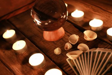 Kehanet tarot kartları mum