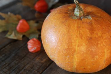 kabak ve eski ahşap üzerine de mum