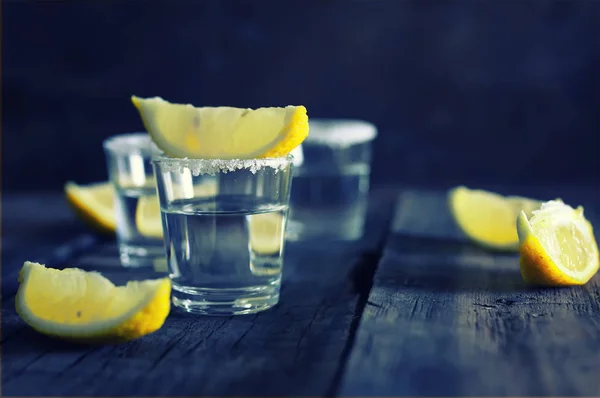 White tequila salt lemon wooden color — Stock Photo, Image