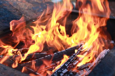 kömür ve yangın alev