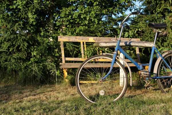 Vélo sur une nature rurale — Photo