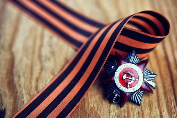 Madalya ve Dünya Savaşı SSCB sırasını