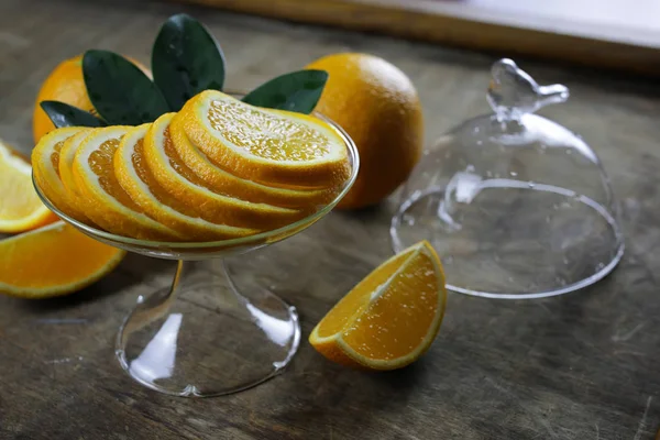 Turuncu meyve ahşap arka plan