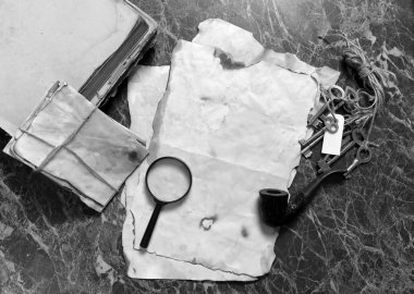 Kağıtları ve dedektiflik tablo araçları ile ilgili kitap