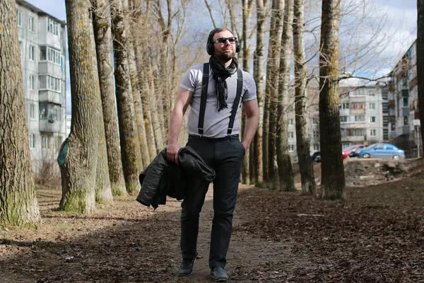 erkek sokak moda müzik