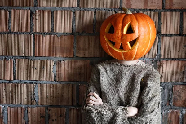 Tök fej szörny jel kéz tér halloween — Stock Fotó