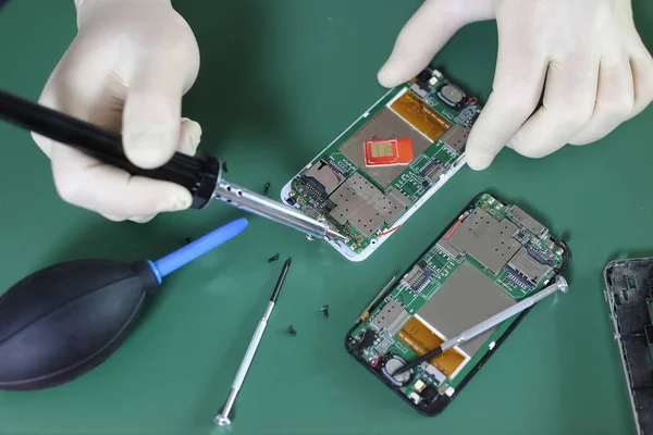 phone repair chip