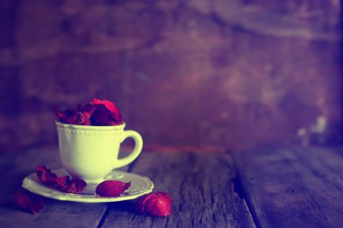 Fotoğraf çay bardağı şeker küpleriyle tonda