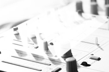 Arka plan müzik Dj keyp geçer ve Ayrıntılar öğeleri