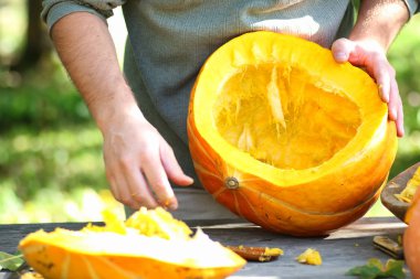 kabaklar açık kesmek
