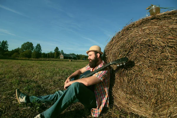 adam gitar ve bira niteliğine