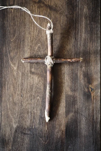 Religião Tom livro cruz serapilheira — Fotografia de Stock