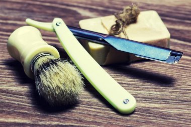 jilet gibi keskin sabun fırça