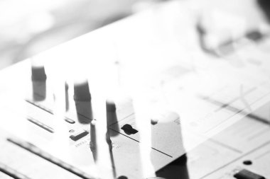 Arka plan müzik Dj keyp geçer ve Ayrıntılar öğeleri