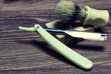 jilet gibi keskin sabun fırça