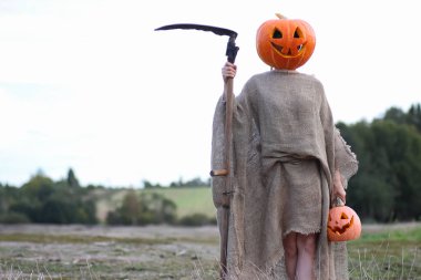 korkuluk Kabak kafa bir alanda
