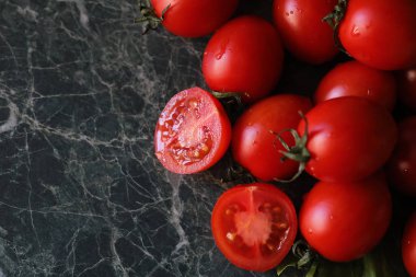 Taze parlak ve sulu domates mutfak