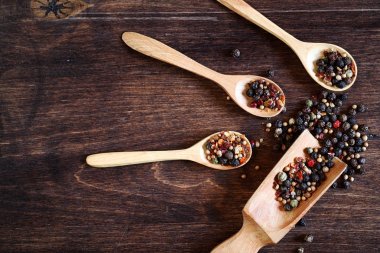 Yemek pişirmek için biber karışımı