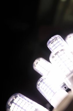 Lamba LED öğeleri. Diyotlar lambalı. Birçok parlak ışıklar
