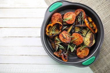 Sebze Izgara pan kızarmış patlıcan ve domates