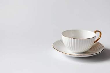 Hamur işleri kahvaltıda çay. Tatlılar ve pastalar fındık f