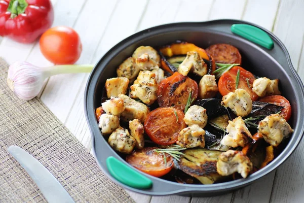 Sebze Izgara pan kızarmış patlıcan ve domates