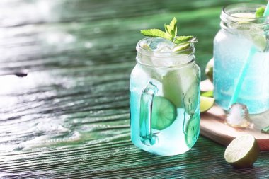 Limonata limon ve nane