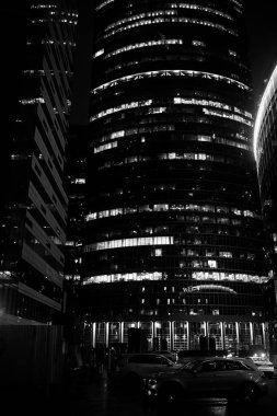 İş Merkezi ile yüksek gökdelenler