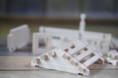 Oyuncak ahşap ev. Kurucunun ch için doğal ahşap yapılır