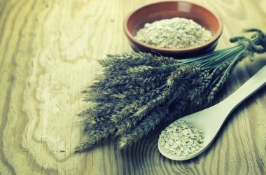 spikelets buğday ve arpa tabak