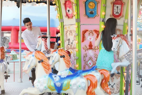 Young couple on the first date — Stock Photo, Image