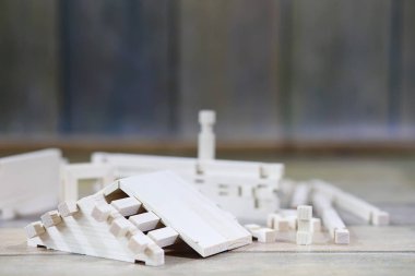 Oyuncak ahşap ev. Kurucunun ch için doğal ahşap yapılır
