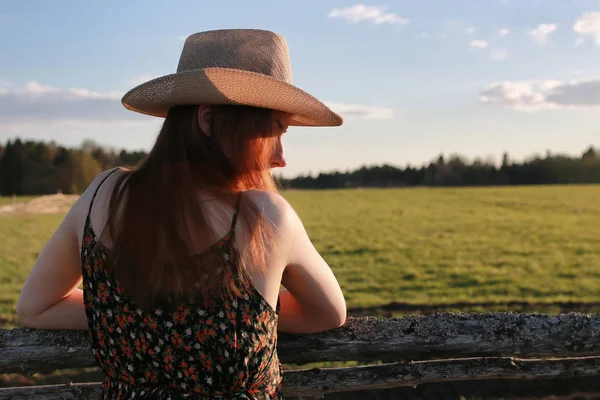 Cowgirl cappello natura — Foto Stock