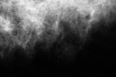 Su ve bir bulut damla bir akışı