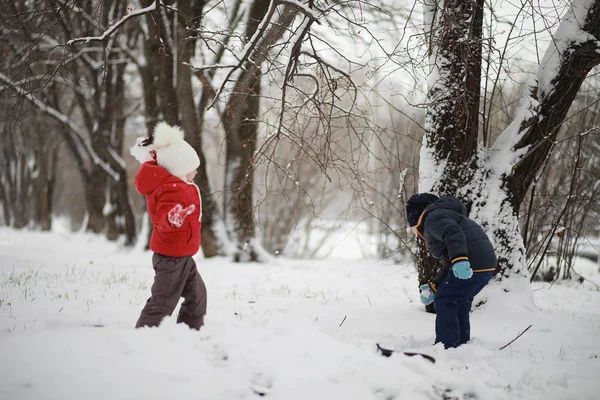 stock image Children in winter park play