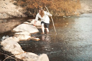 Bir İskandinav biri etnik giysiler