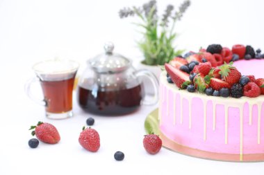 Tatil ve normal bir kahvaltı için şekerleme aromalı kekler.