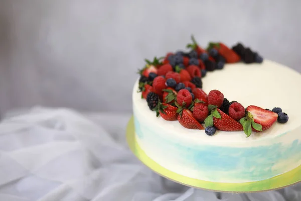 Schöne Festliche Kuchenkekse Mit Verschiedenen Cremes Und Dekorieren — Stockfoto