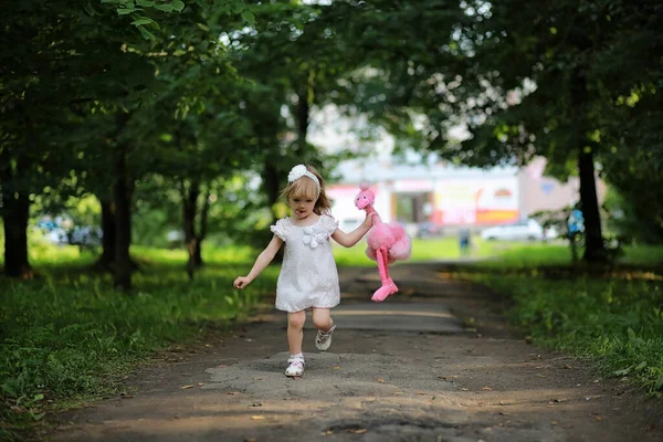 Cute Little Girl Playing Park — Stock Photo, Image