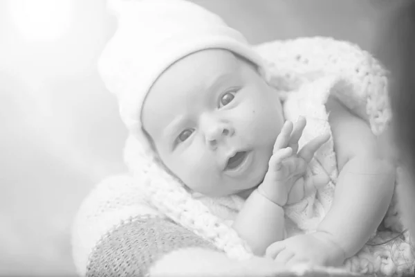 Newborn Baby Girl Sleeping Soft Pillo — Stock Photo, Image