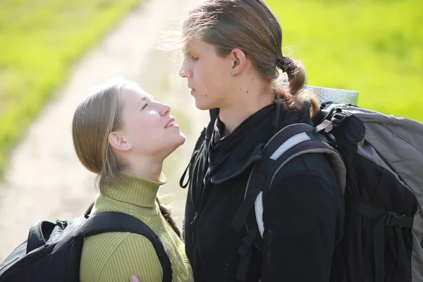 Reizen Met Een Rugzak Voet Liften — Stockfoto