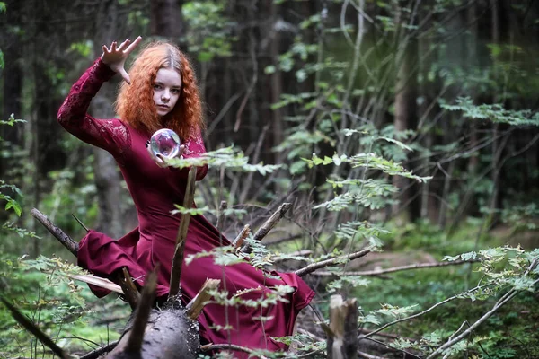 Sorcière Tient Rituel Dans Les Profondeurs Des Fourches — Photo