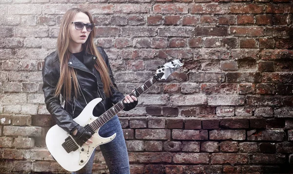 Beautiful Young Girl Rocker Electric Guitar Rock Musician Girl Leather — Stock Photo, Image