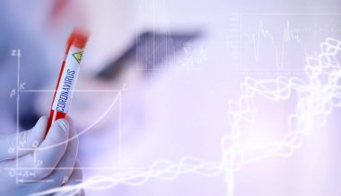 Laboratuvardaki bir bilim adamı viral zatürreenin tedavisi için ilaçları test ediyor. Hastalıklı hastaların Coronovirus kan testi. Dünya salgını.