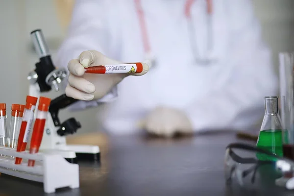 Chercheur Scientifique Laboratoire Teste Des Médicaments Pour Traitement Pneumonie Virale — Photo