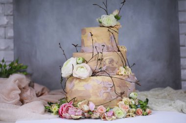 Farklı kremalı güzel pasta bisküvisi ve dekorasyon.